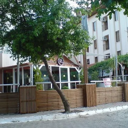 Oda ve Kahvaltı Ercan İçmeler